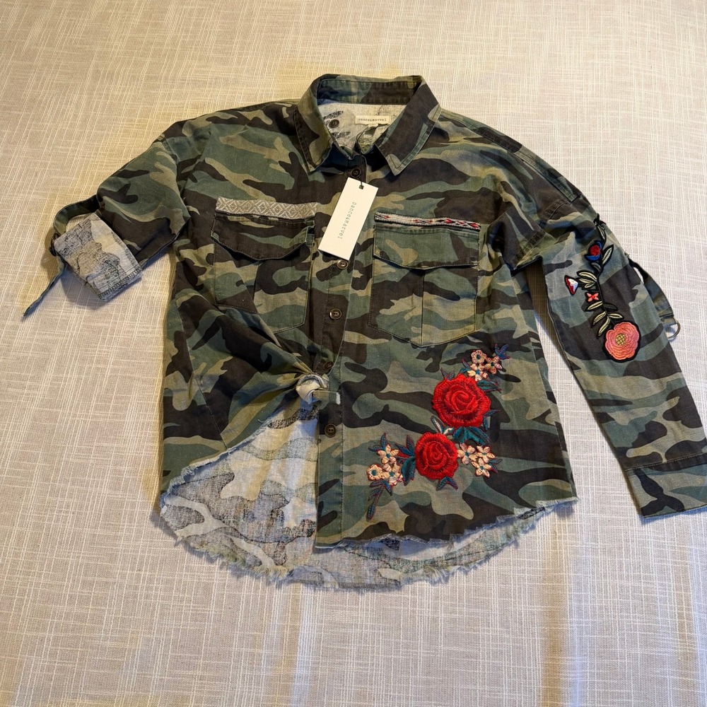 Dance & Marvel Camo Floral Embroidered Linen Shirt DMT2229 Small